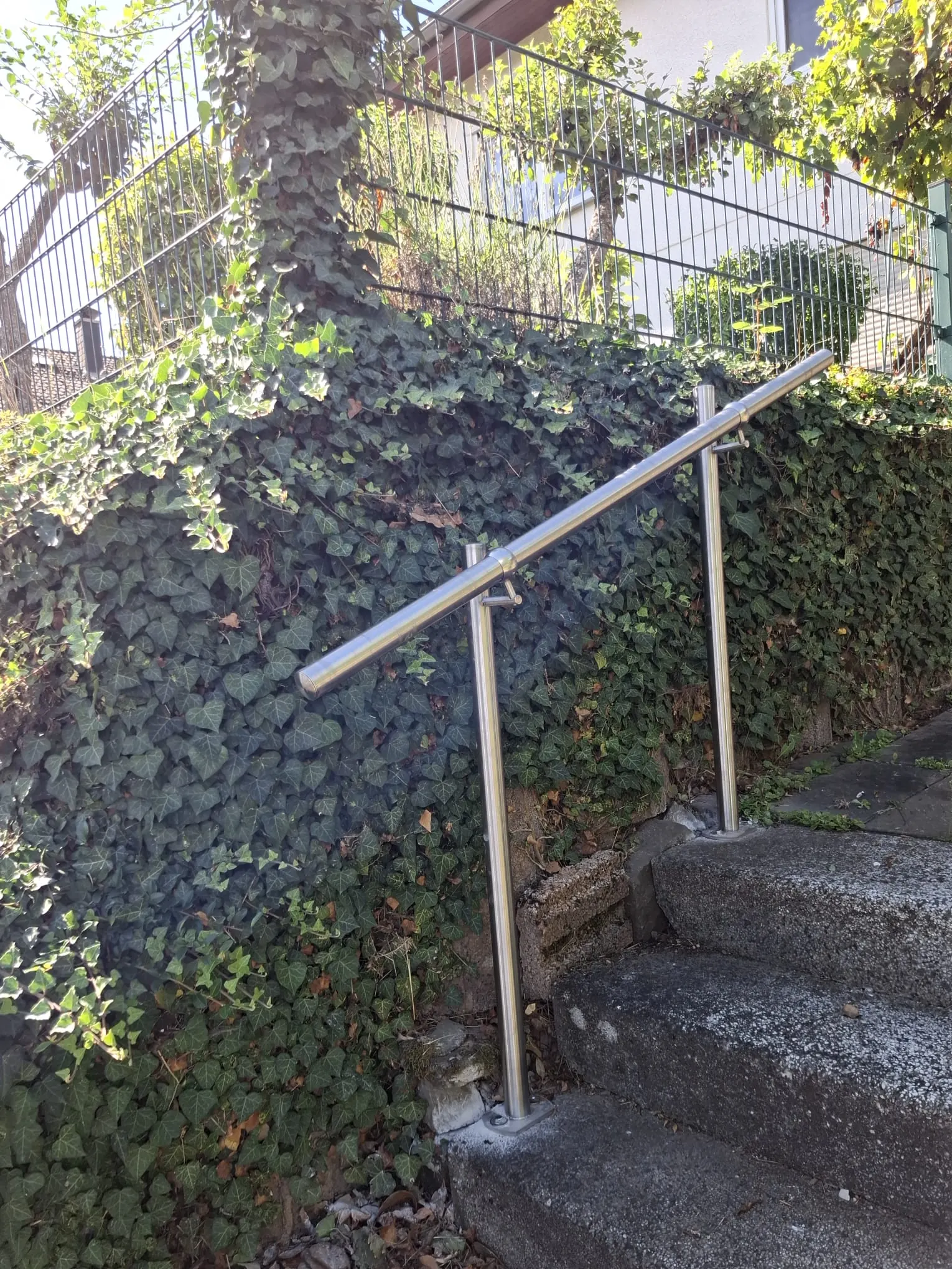 Neues Edelstahlgeländer